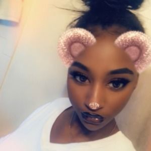 Meet your Posher, Samara